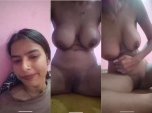 Cute Desi girl Shows Nude Body